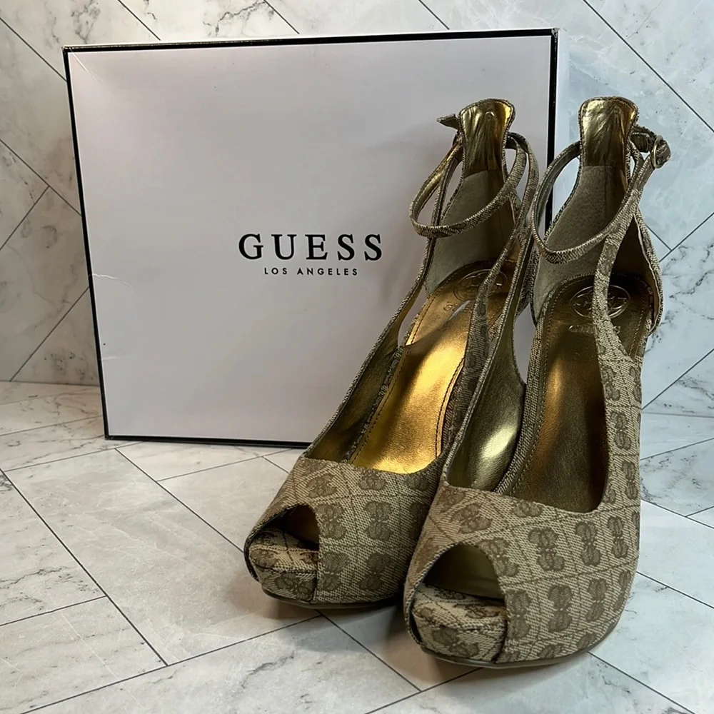 NWT Guess Los Angeles Womens Holie2 Dress Platform Pumps Natural Multi Fabric 9M